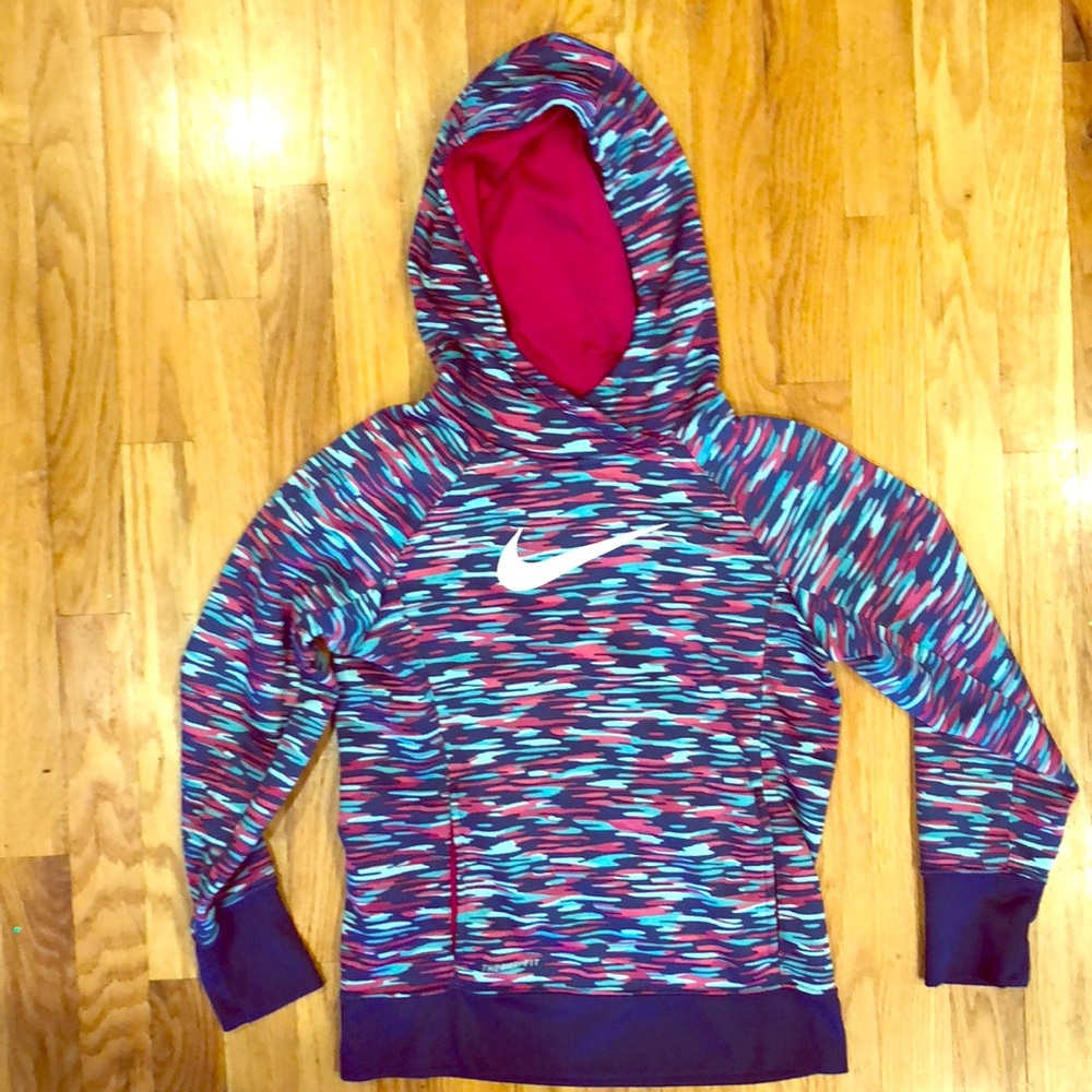 Girls Nike Therma fit hoodie